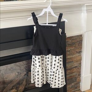 Charming Black and White set